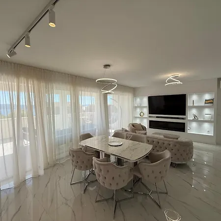 Villa Sunset With Private Pool&garden Kaštela