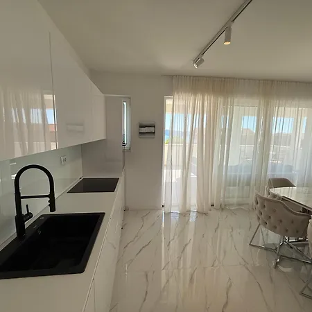 Sunset With Private Pool&garden Villa