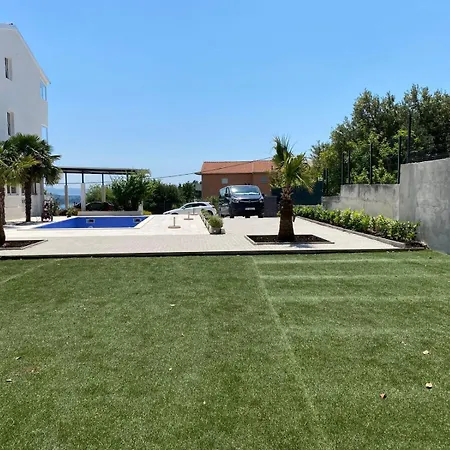 Sunset With Private Pool&garden Villa Kaštela