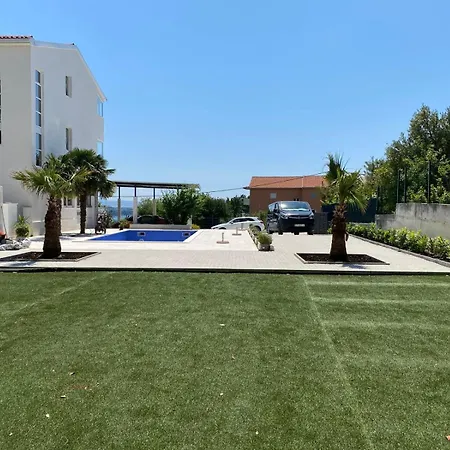 Sunset With Private Pool&garden Villa