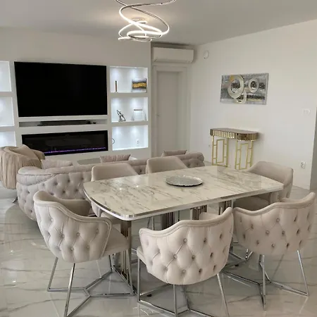 Villa Sunset With Private Pool&garden