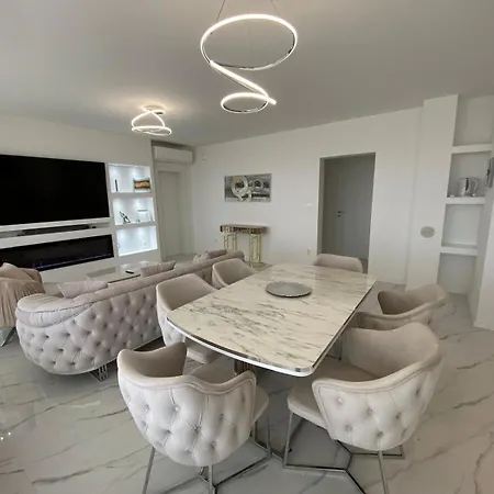 Sunset With Private Pool&garden Villa Kaštela