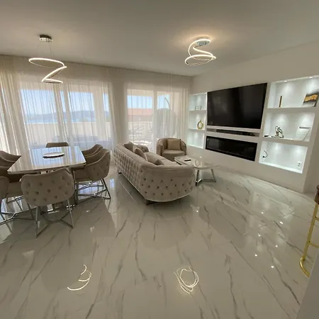 Sunset With Private Pool&garden