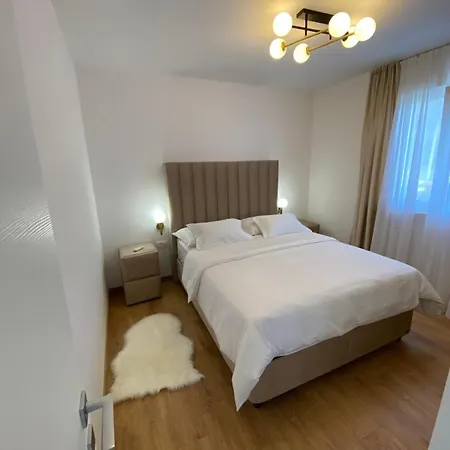 Sunset With Private Pool&garden Kaštela