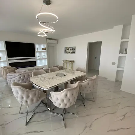 Sunset With Private Pool&garden Villa